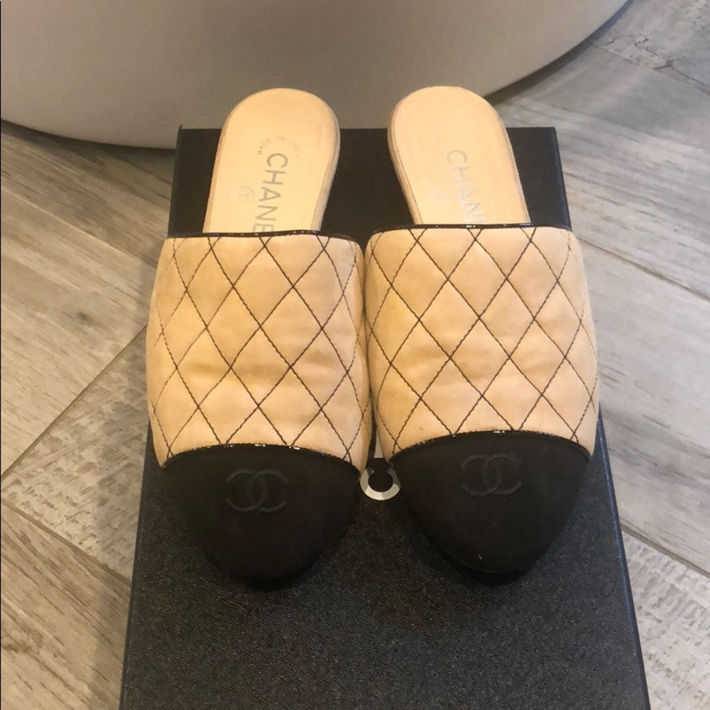 Chanel Beige/Black Mule